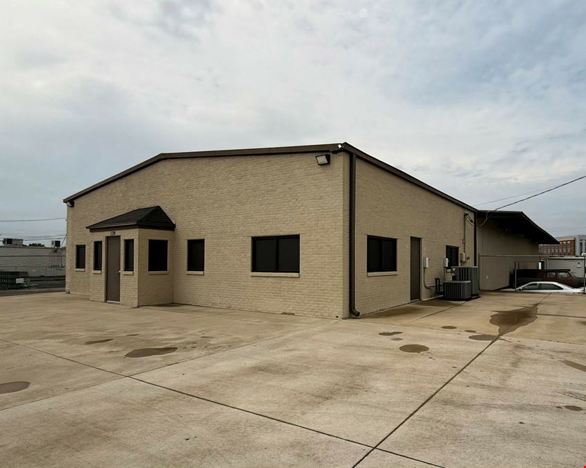 120 W Dunbar Cave Rd