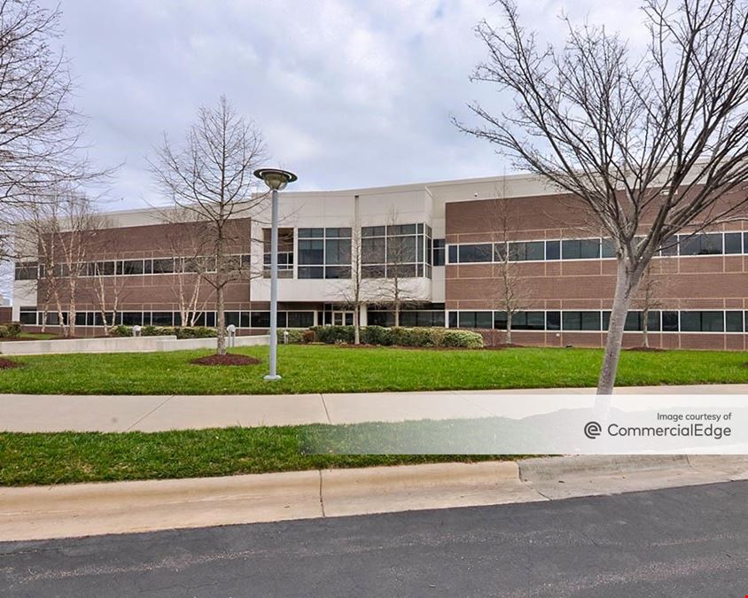 Research Triangle Park - 7010, 7020 & 7030 Kit Creek Road