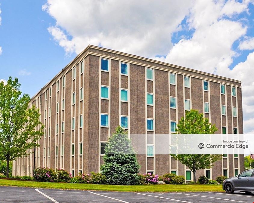 460 Totten Pond Road
