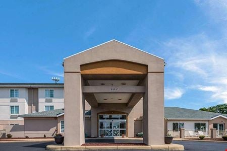Preview of Retail space for Sale at 947 OH-53