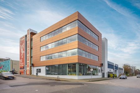 Preview of commercial space at 2233 Columbia Street