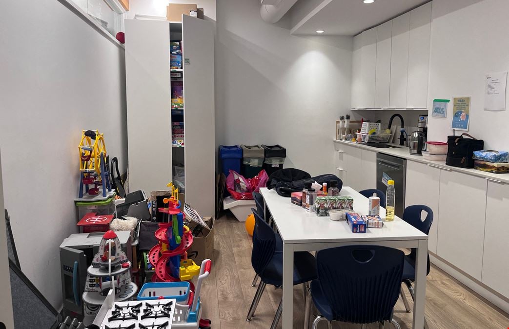 2nd Floor, 3328 Fraser Street