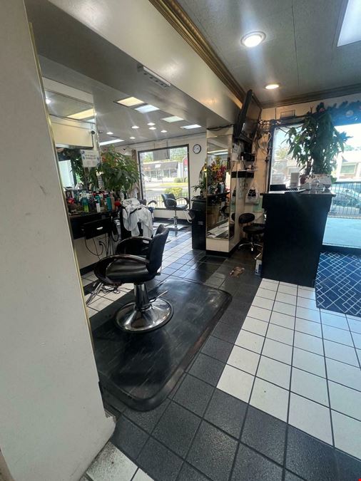 Hair Salon at 6427 Horsepen Road- Sale-Leaseback