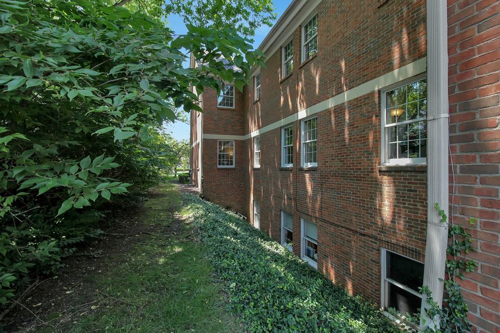 870 High Street
