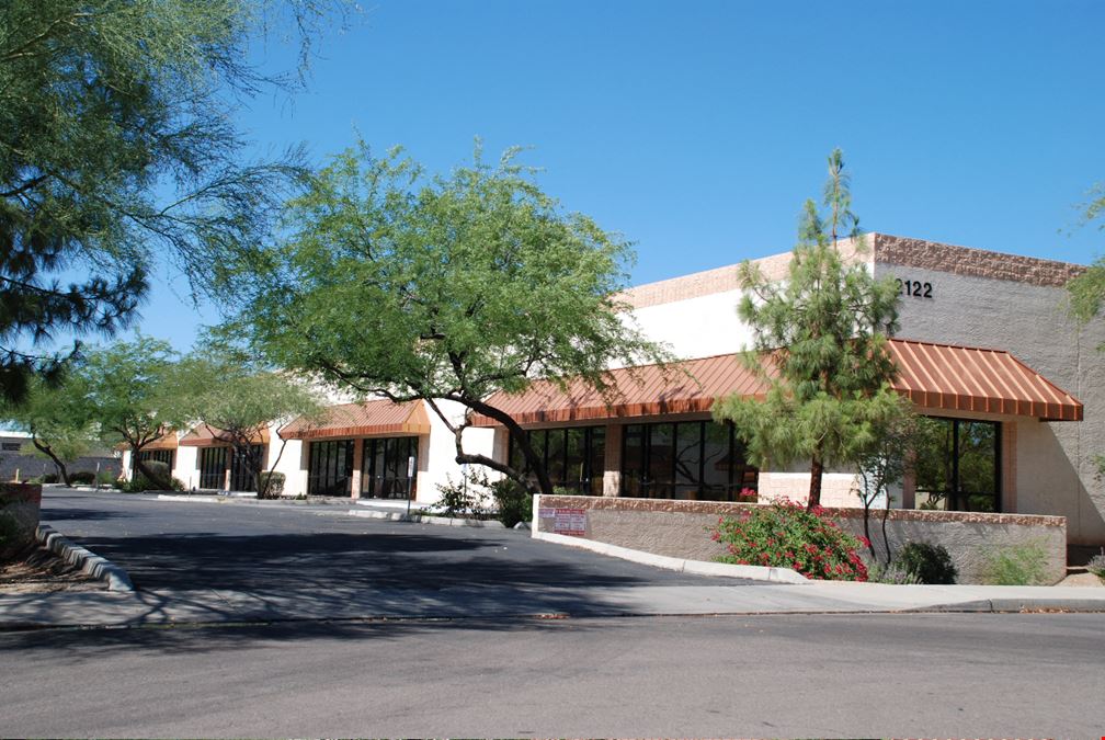 2122 W Lone Cactus Dr