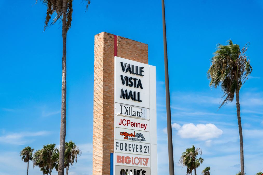 101,103 SF For Lease –  Big Box Retail
