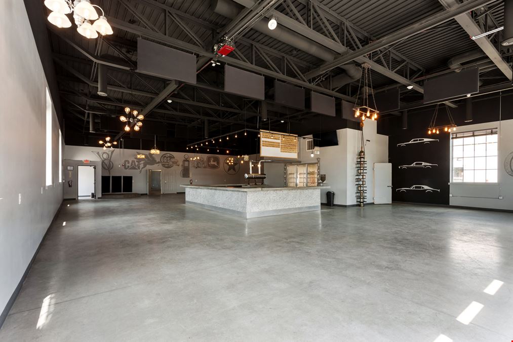Former Busted Knuckle Brewery & Pit 105