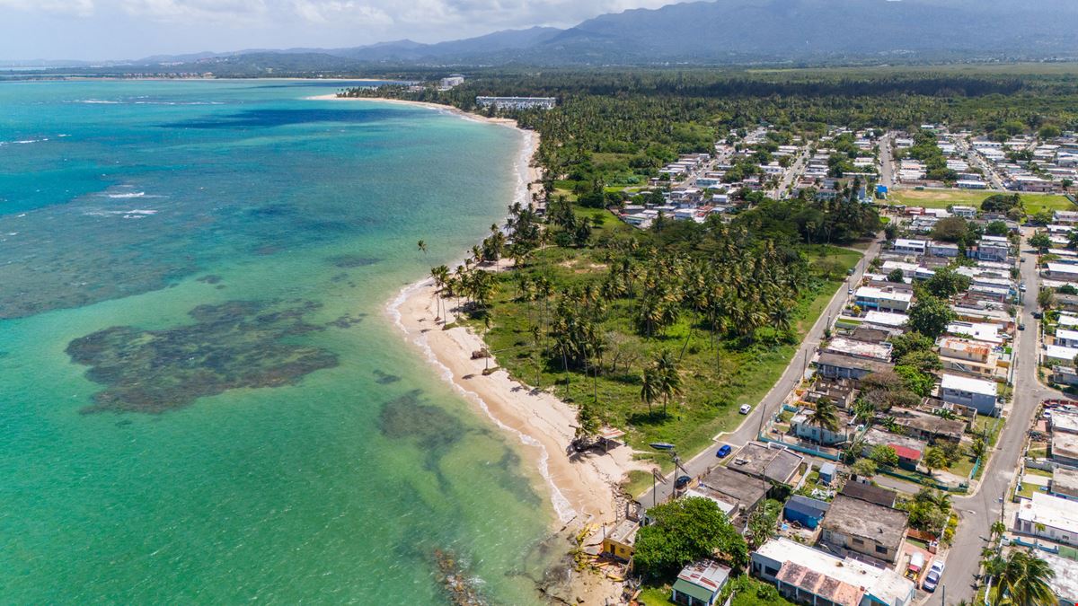 Beachfront Developable Land in Loíza For Sale