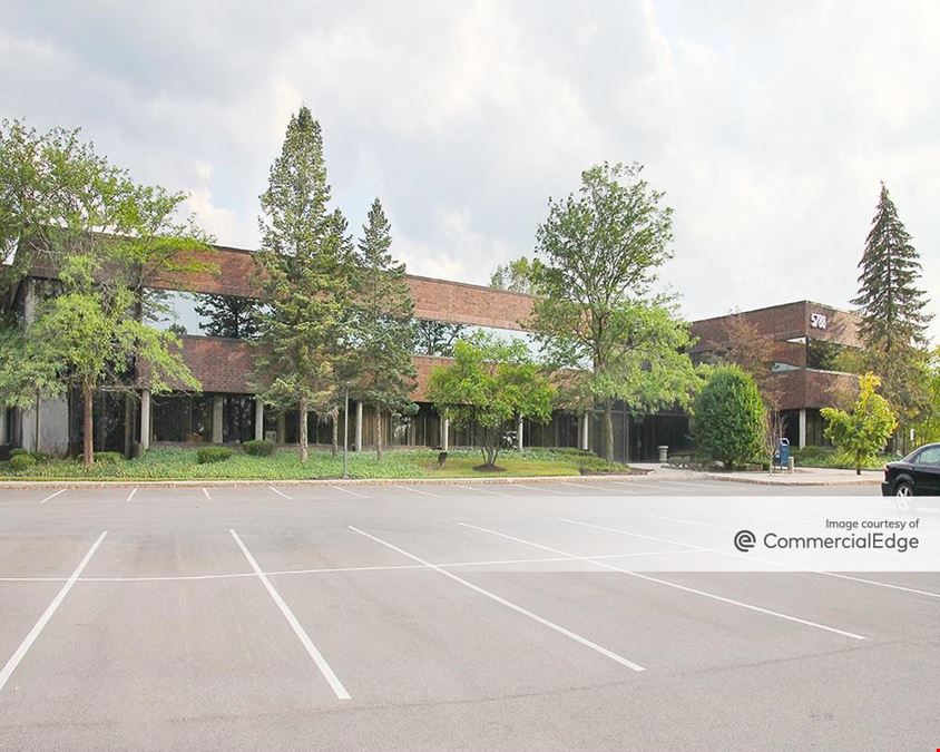 Widewaters Office Park - 5788 Widewaters Pkwy