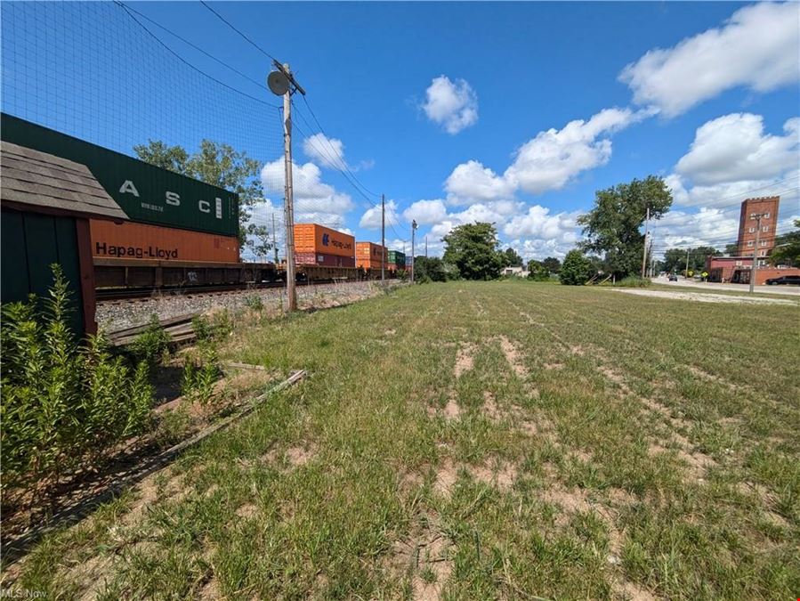 8455 Station St, Mentor, OH 44060