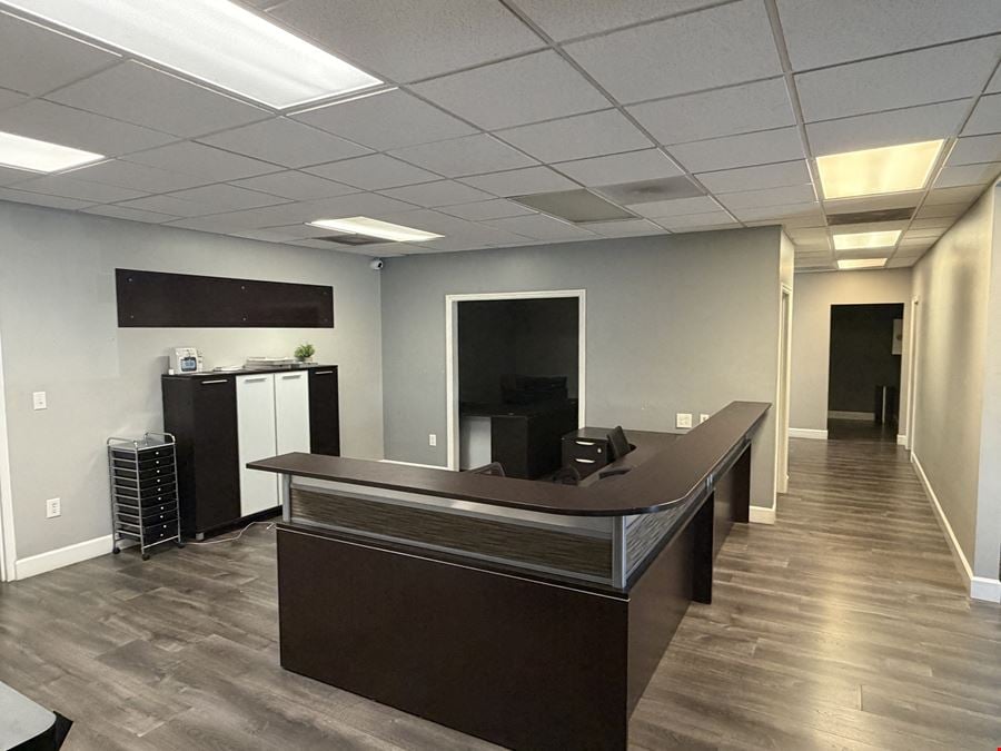 10,598 SF Single-Tenant Warehouse on 0.99 AC