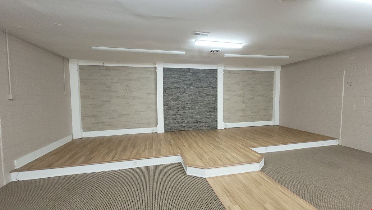 Prime Retail-Service Space Space for Church Use