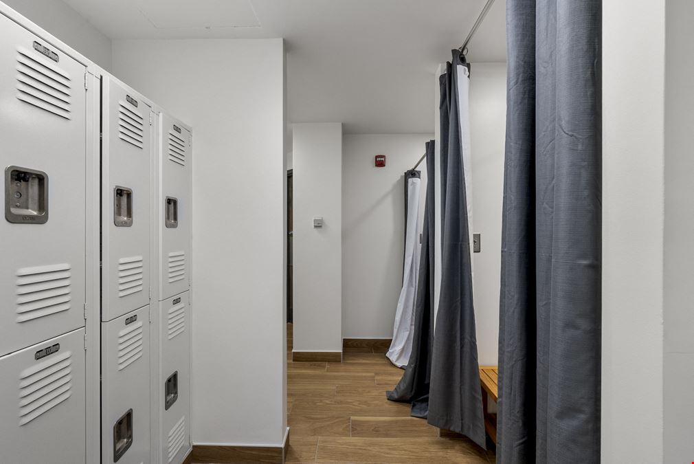 400 W. 48th Ave. Suites 250 & 300