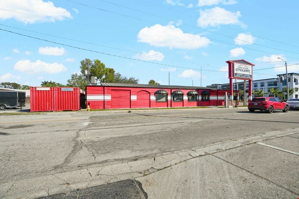 3630 Cleveland Ave