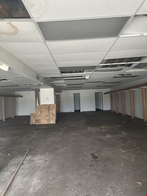 457 N Union Ave - 5,778+/- SF Mixed-Use Building