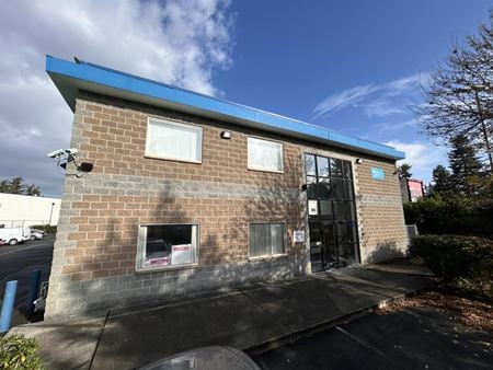 Preview of Office space for Rent at 8620 Holly Dr