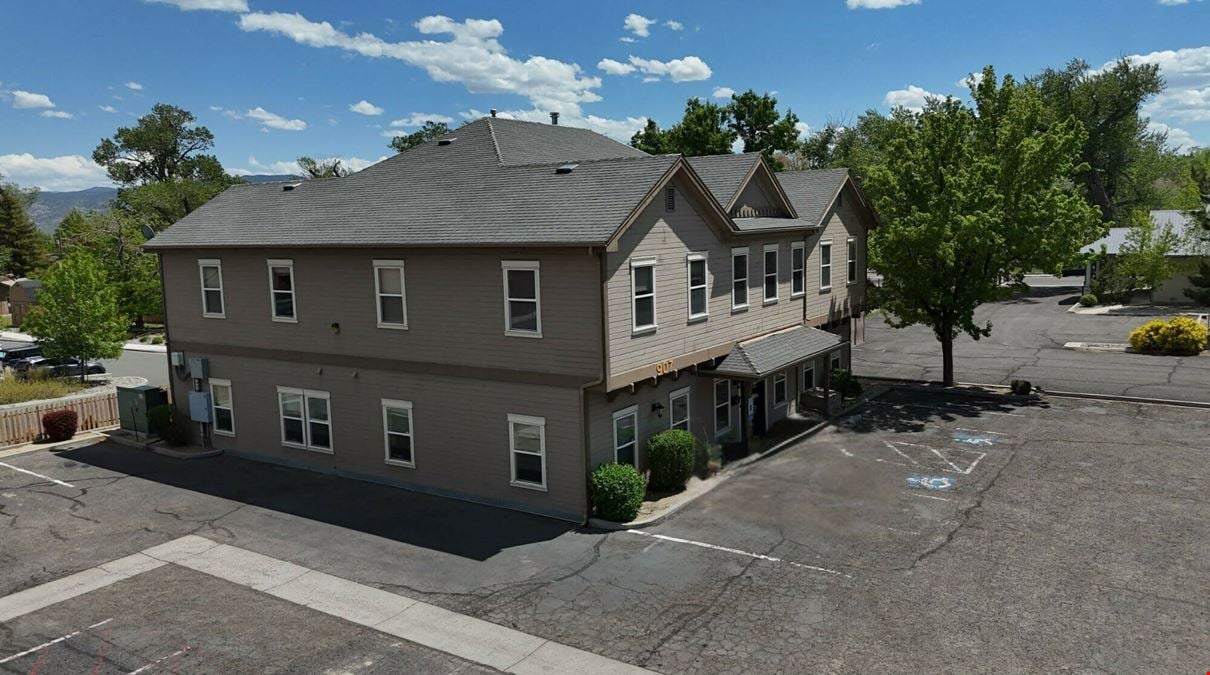 907 Mountain St