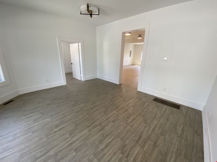 39 W. Washington St.