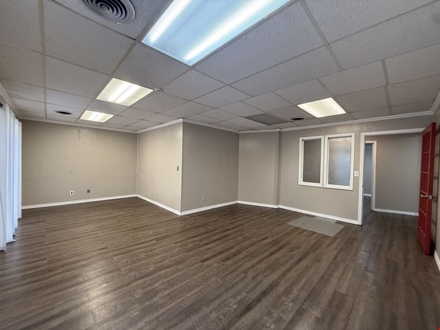 SCS Building Offices on Lewis