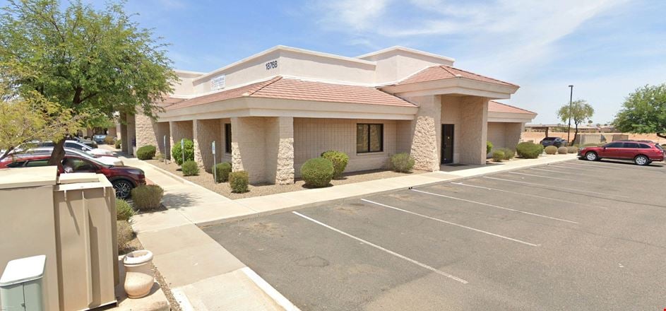 Preview of Office space for Rent at 1876 E Sabin Dr, Bldg B