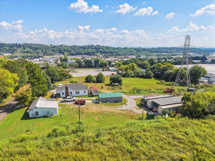 3701 & 3707 Henson Rd