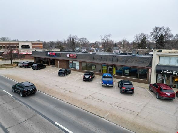 Preview of Retail space for Rent at 32778-32782 Woodward Ave