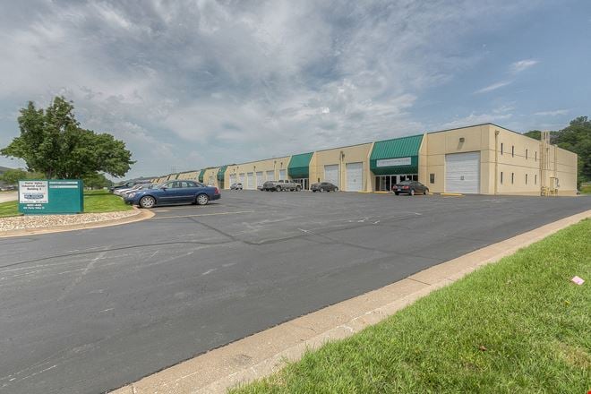 Preview of Industrial space for Rent at 400-444 NORTHWEST PLATTE VALLEY DRIVE