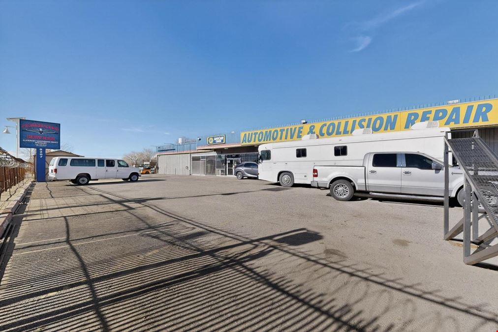 OWNER FINANCING AUTO WAREHOUSE WITH FF&E INCLUDED