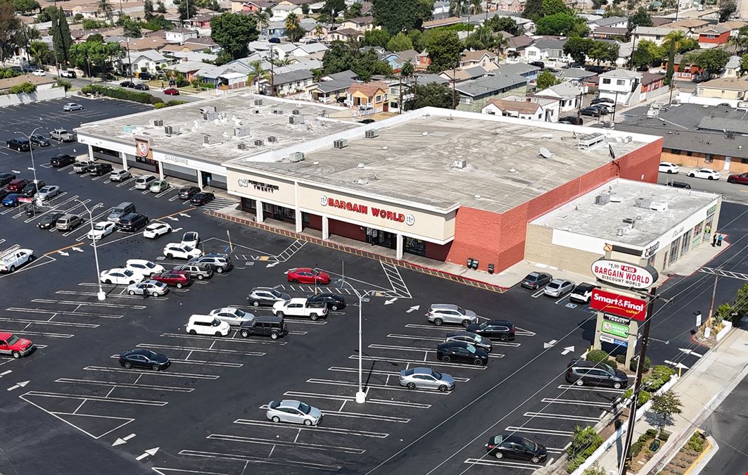 Smart & Final Anchored Center