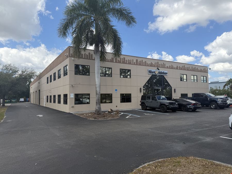 12120 Metro Pkwy