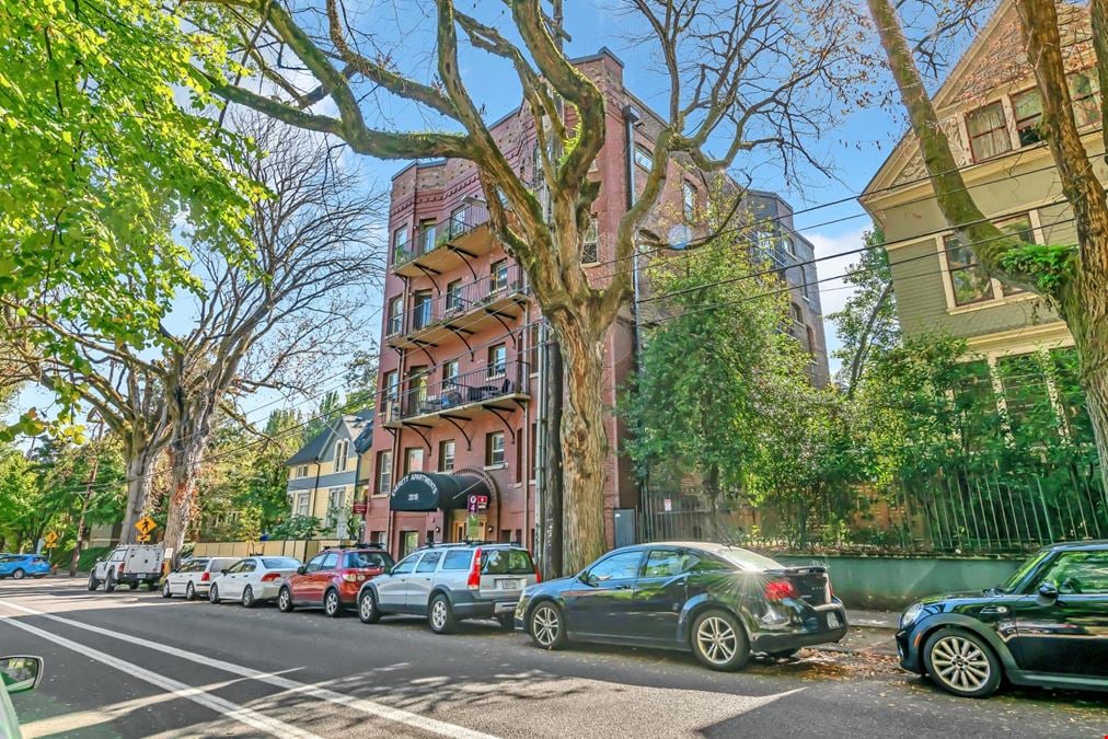 Everett Street Apartments