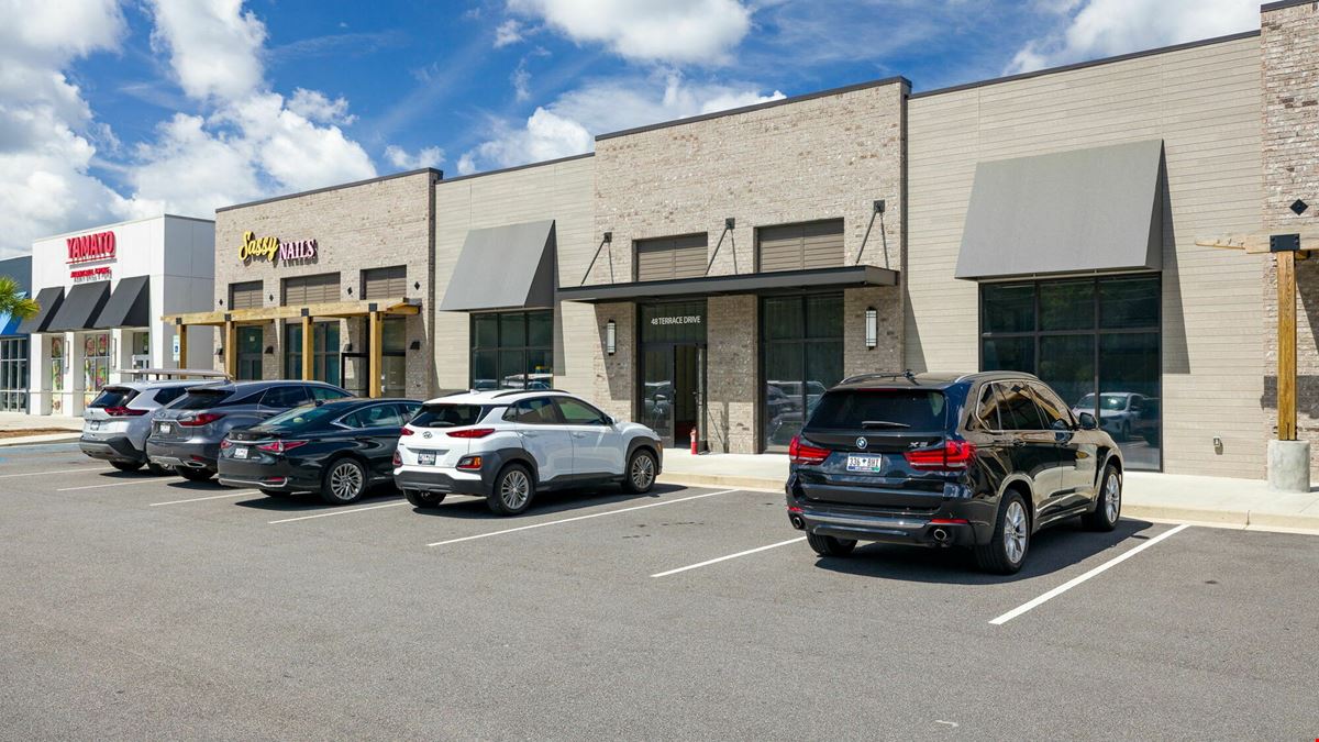 Retail / Office / Medical Space Fronting Highway 170