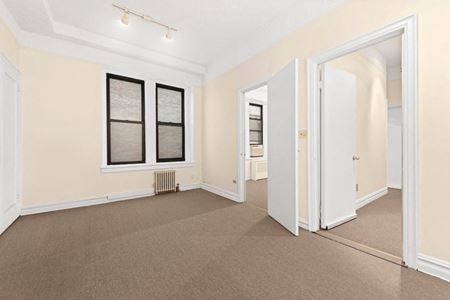 Preview of commercial space at 140 West 79th Street