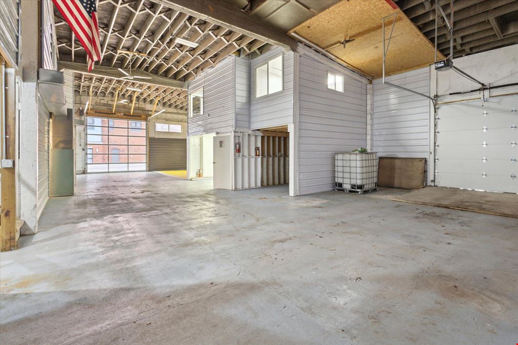 206 W Louis Glick Hwy