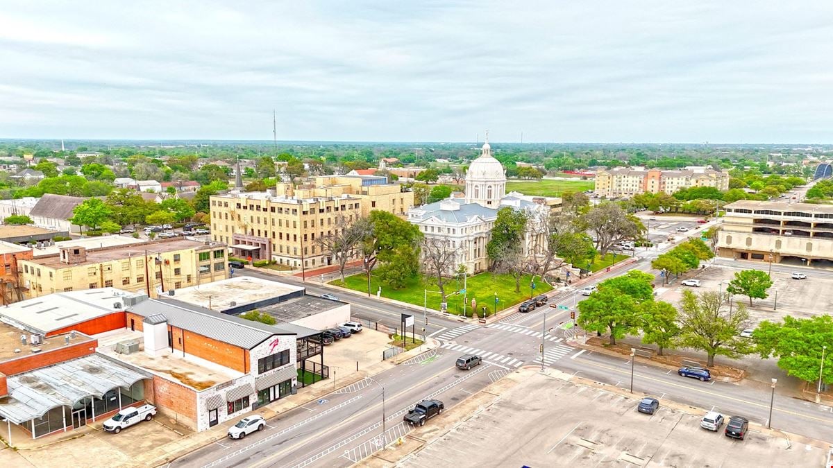 The Curry Building - Downtown Waco