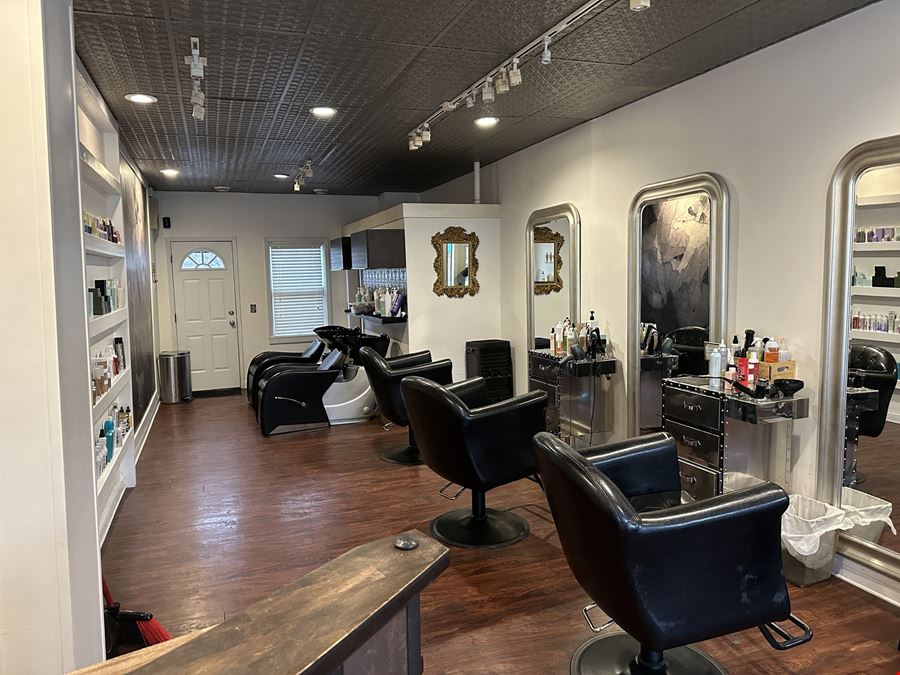 Turnkey Salon on High Traffic Commercial Corridor in Saint Paul