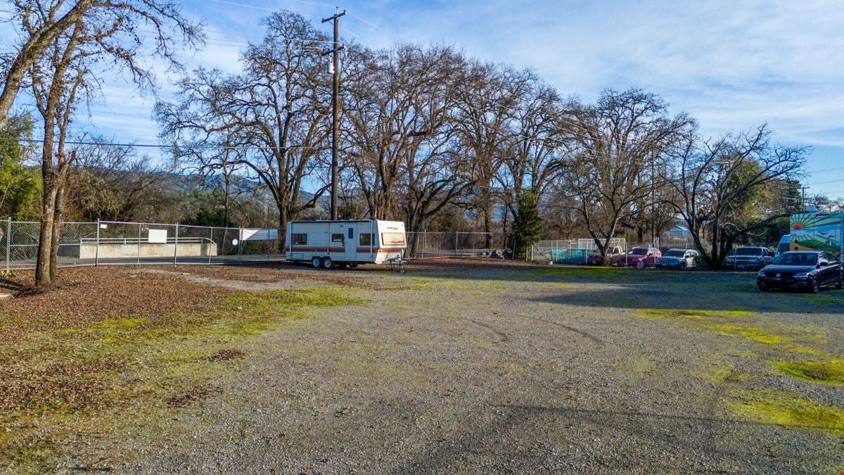 Industrial Building & Yard Space