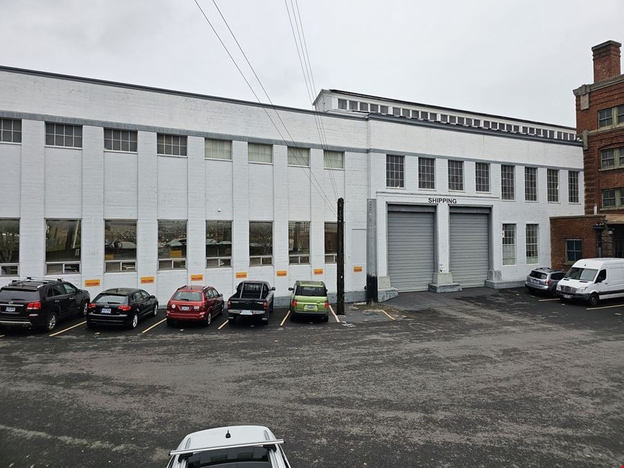 Fully Equipped Wet Manufacturing & Storage Facility