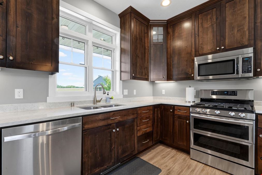 Rochester Premier 35 Acre Estate