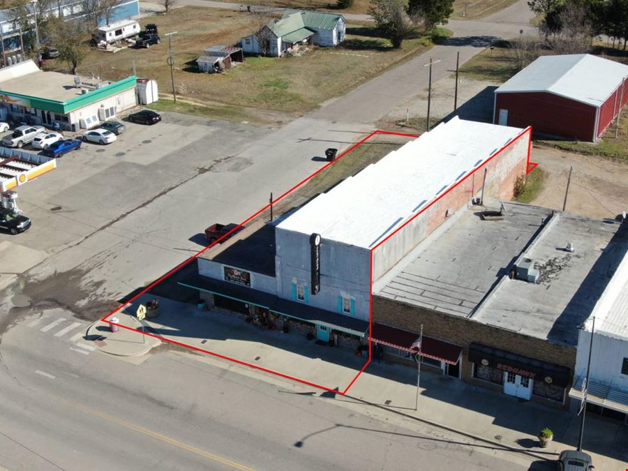 123 N Main Street, #17 &18