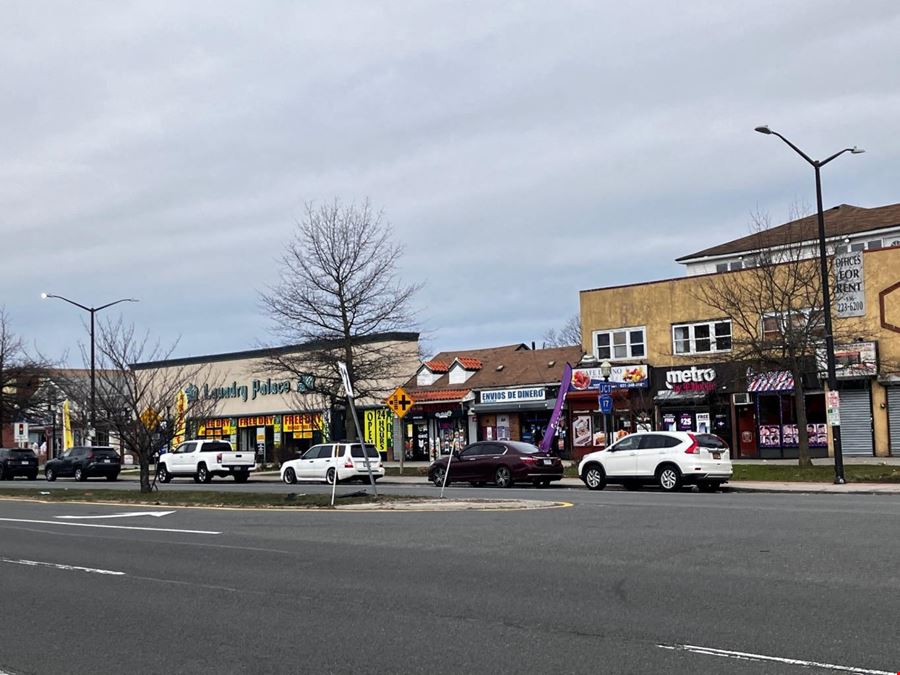 28-40 E Suffolk Ave