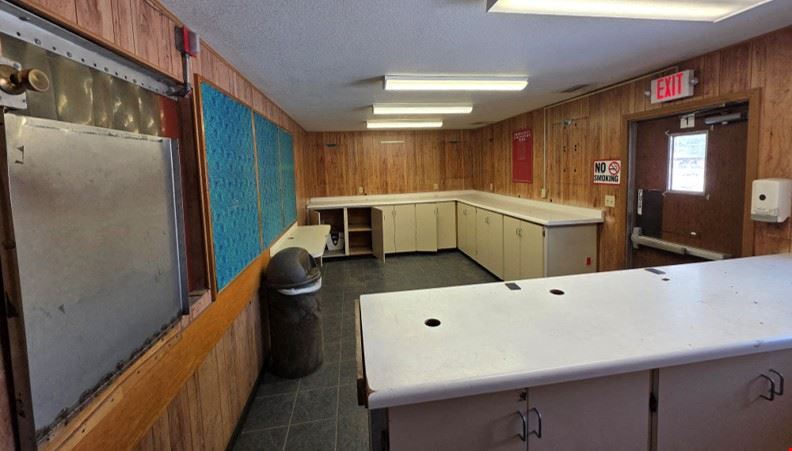 TRANSPORTATION WAREHOUSE FOR SALE