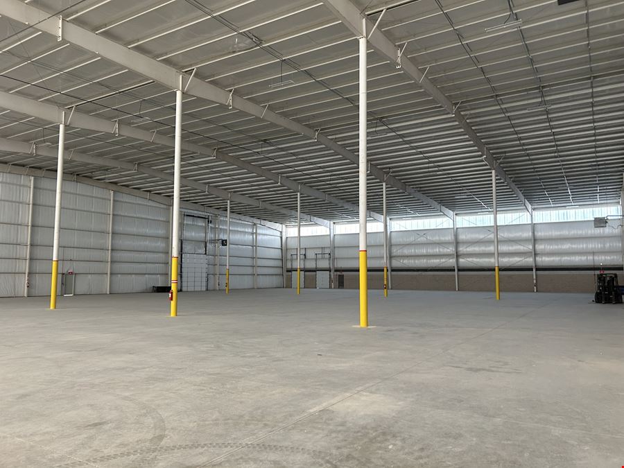 41,000 SF FREE STANDING BUILDING