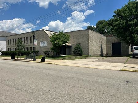 Preview of Industrial space for Sale at 723 East Railroad Avenue