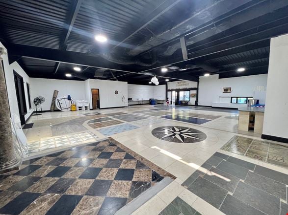 Preview of Retail space for Rent at 560 Tarrytown Rd