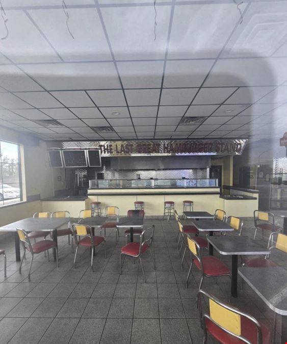 Drive-Thru Restaurant Building– For Sale | Las Vegas, NV- N Rancho Dr