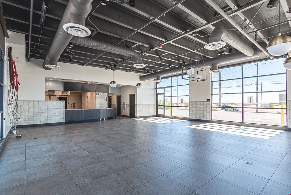 Former Wendy's: 2050 East Cesar Chavez Boulevard