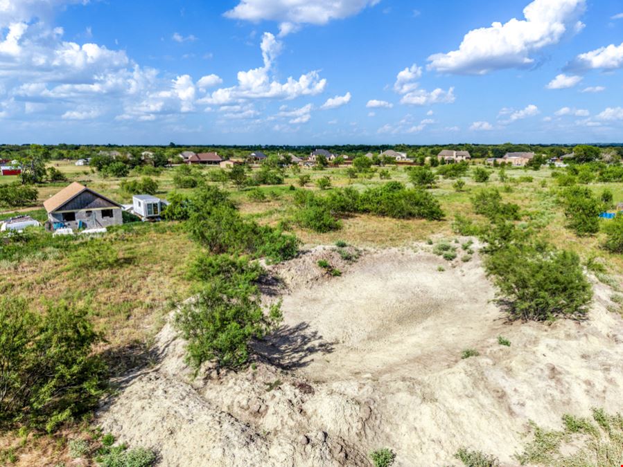 Land Multi-Family Development in Oak Ridge - 7348 N State Highway 34