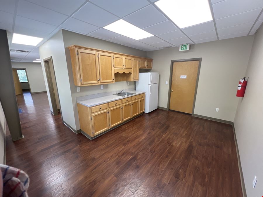 Office Warehouse For Lease (524 Mineral Trace Dr)