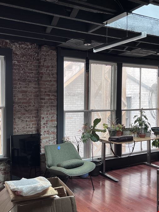 Stylish Downtown Ann Arbor Office for Lease